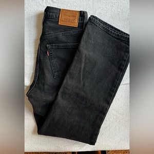 Levi’s cropped Ribcage bootcut jeans (Worn in Black)